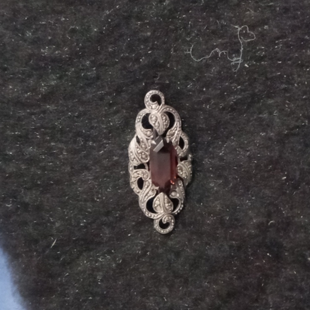 Woman's brooch